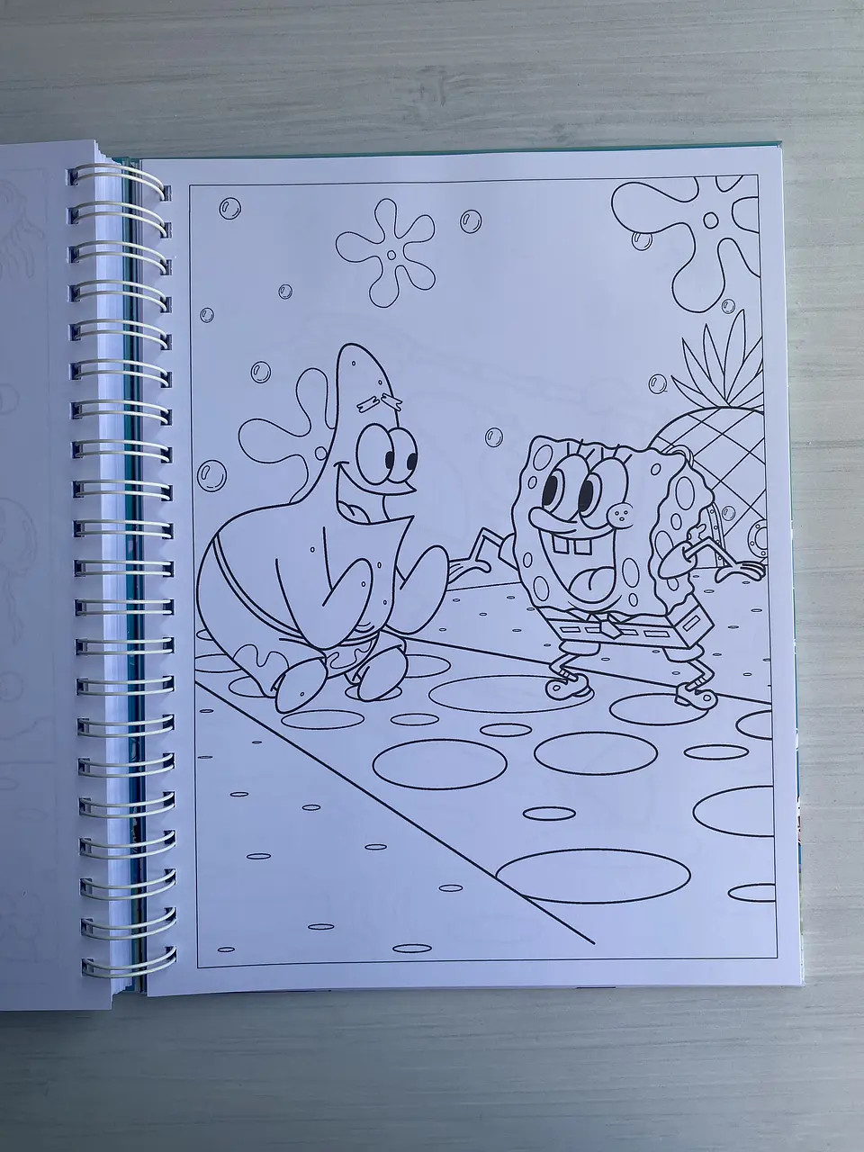 Libro para colorear “Bob Esponja” 4