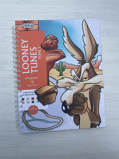 Libro para colorear "Looney Tunes - Tomo 3”