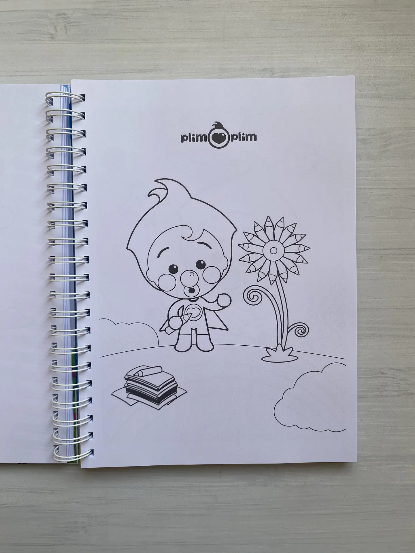 Libro para colorear “PLIM PLIM” 9