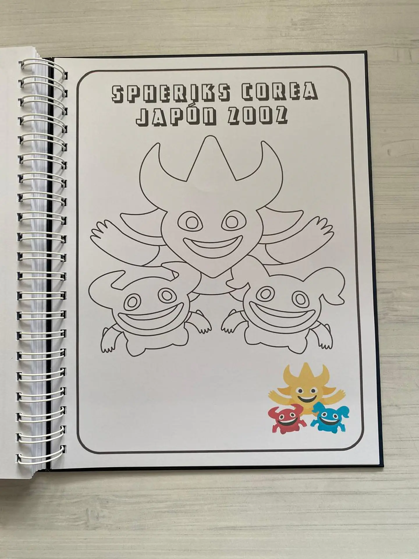 Libro para colorear “Escudos de los equipos de la copa mundial de la FIFA” 20