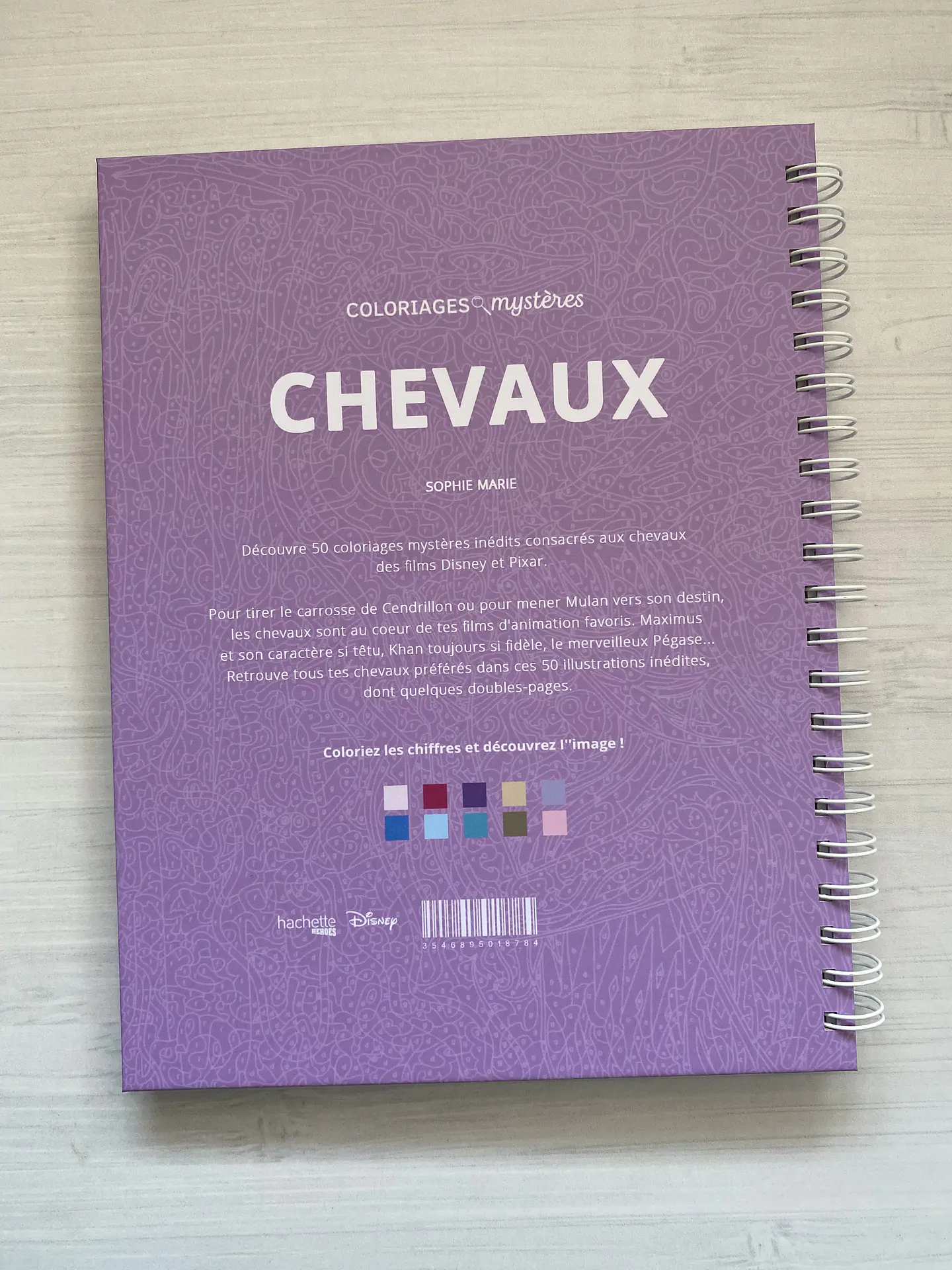 Libro para colorear “Caballos - Chevaux” 13