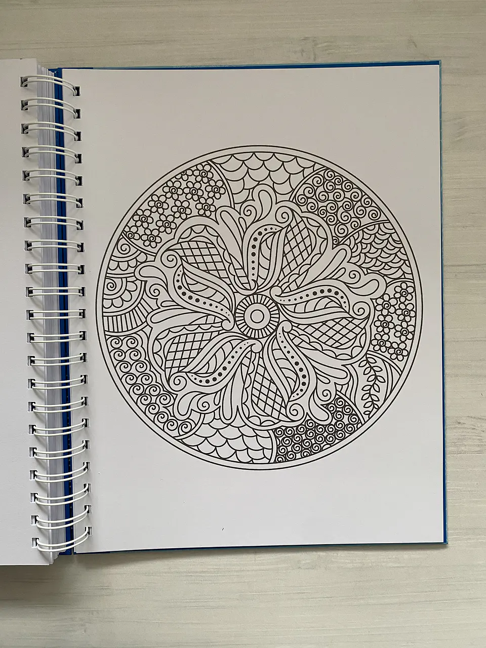 Libro para colorear “ Mandala