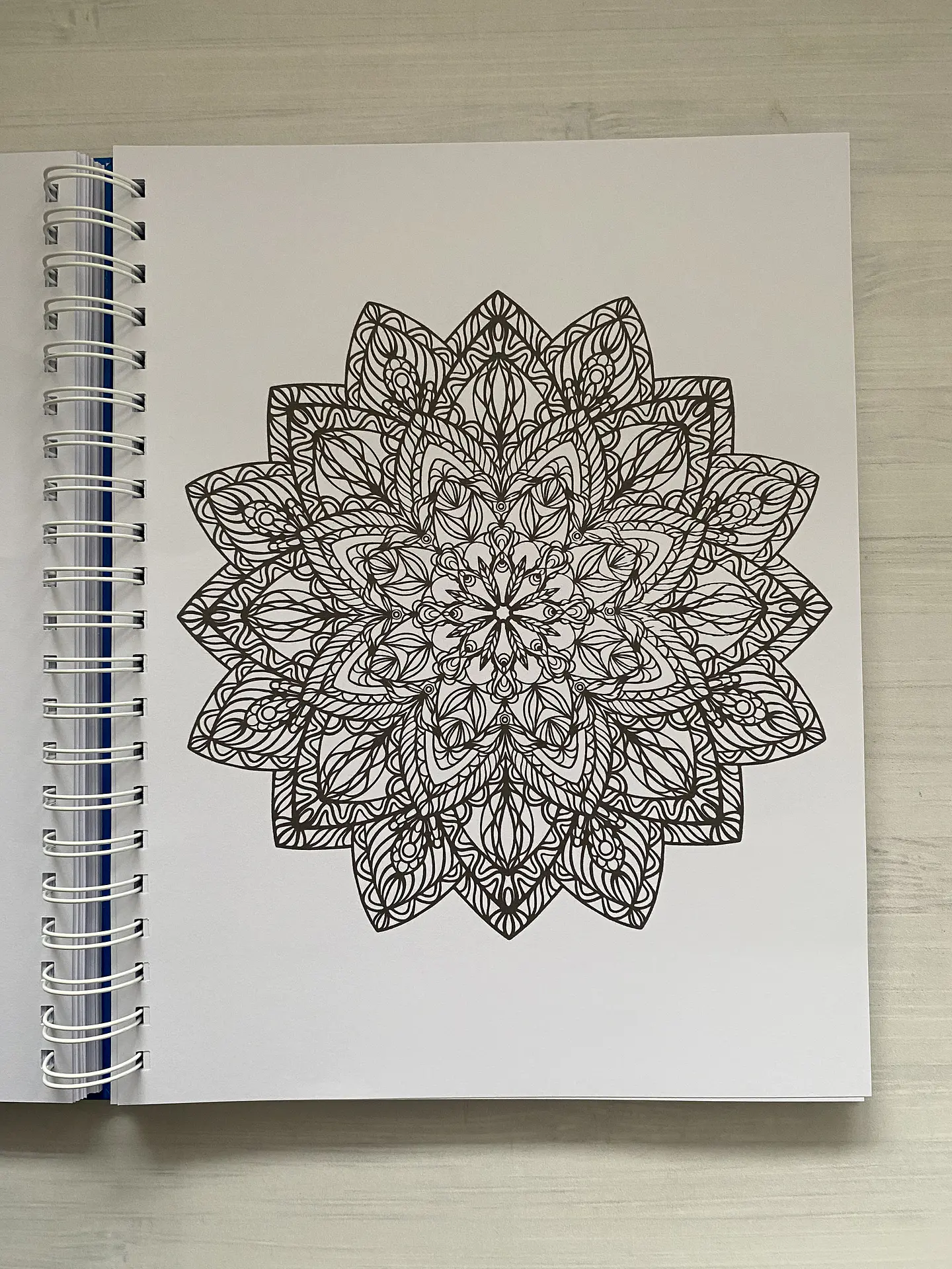 Libro para colorear “ Mandala