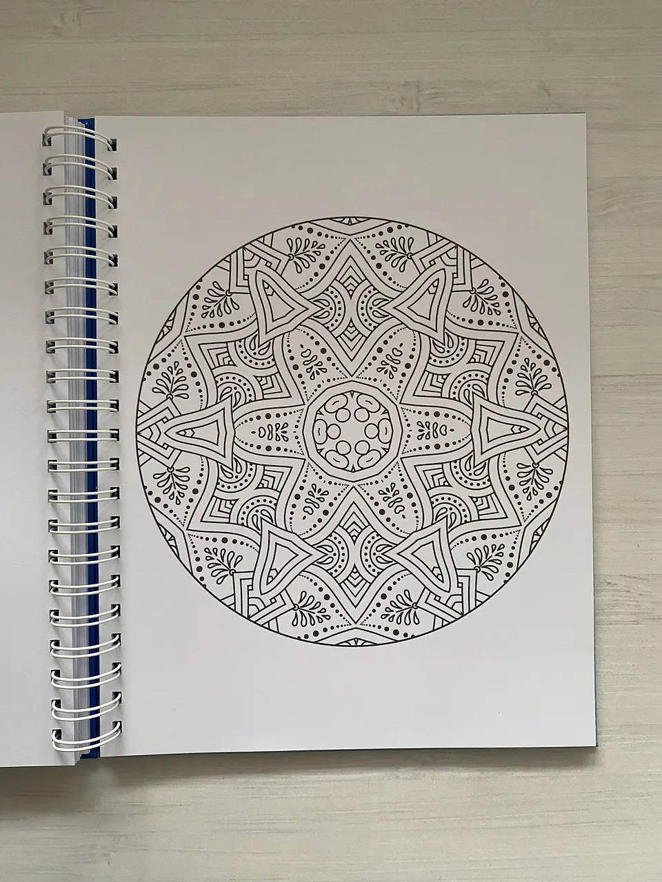 Libro para colorear “ Mandala