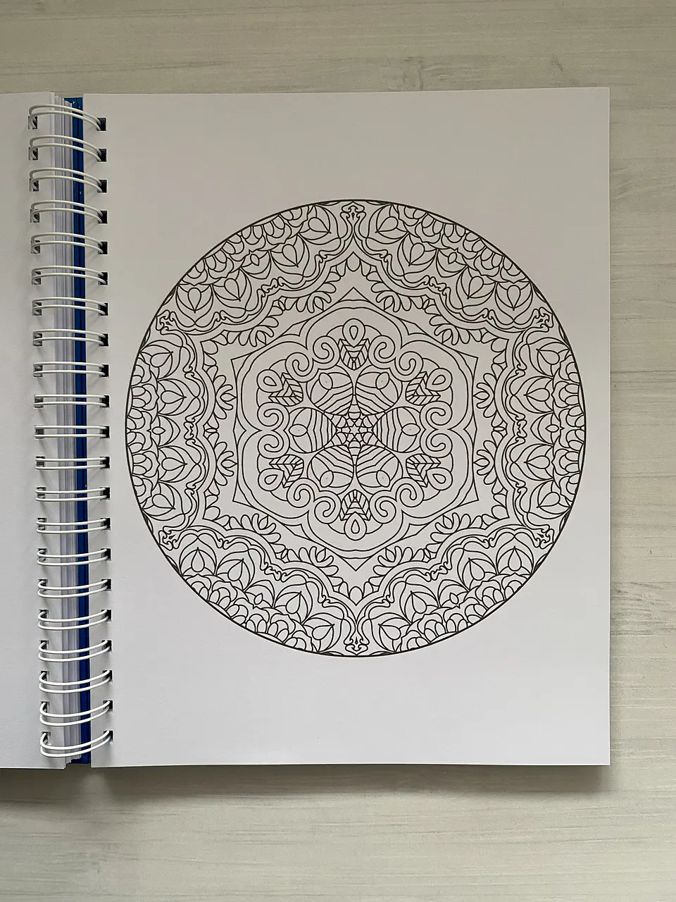 Libro para colorear “ Mandala