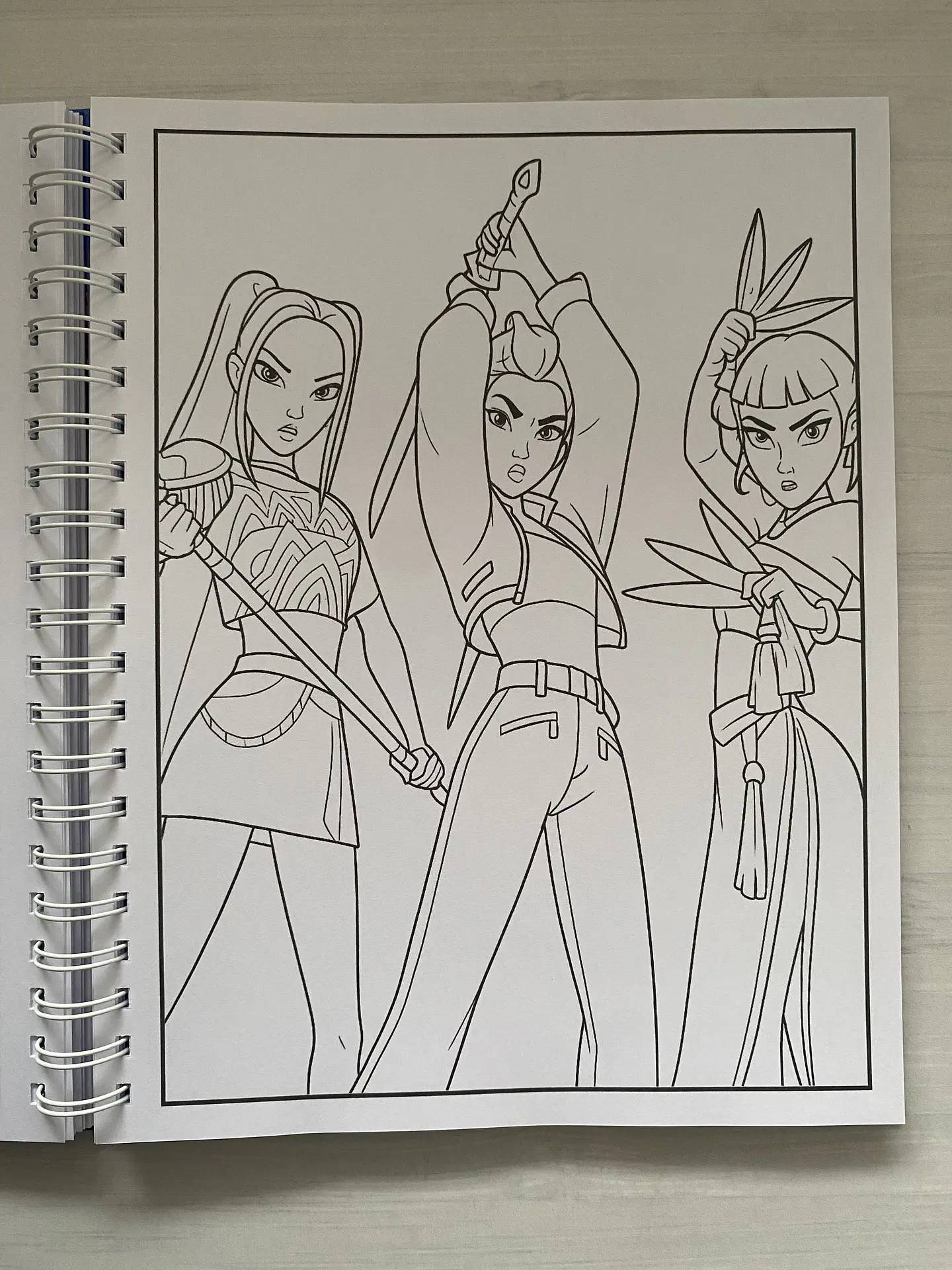 Libro para colorear “KPop Demon Hunters” 11