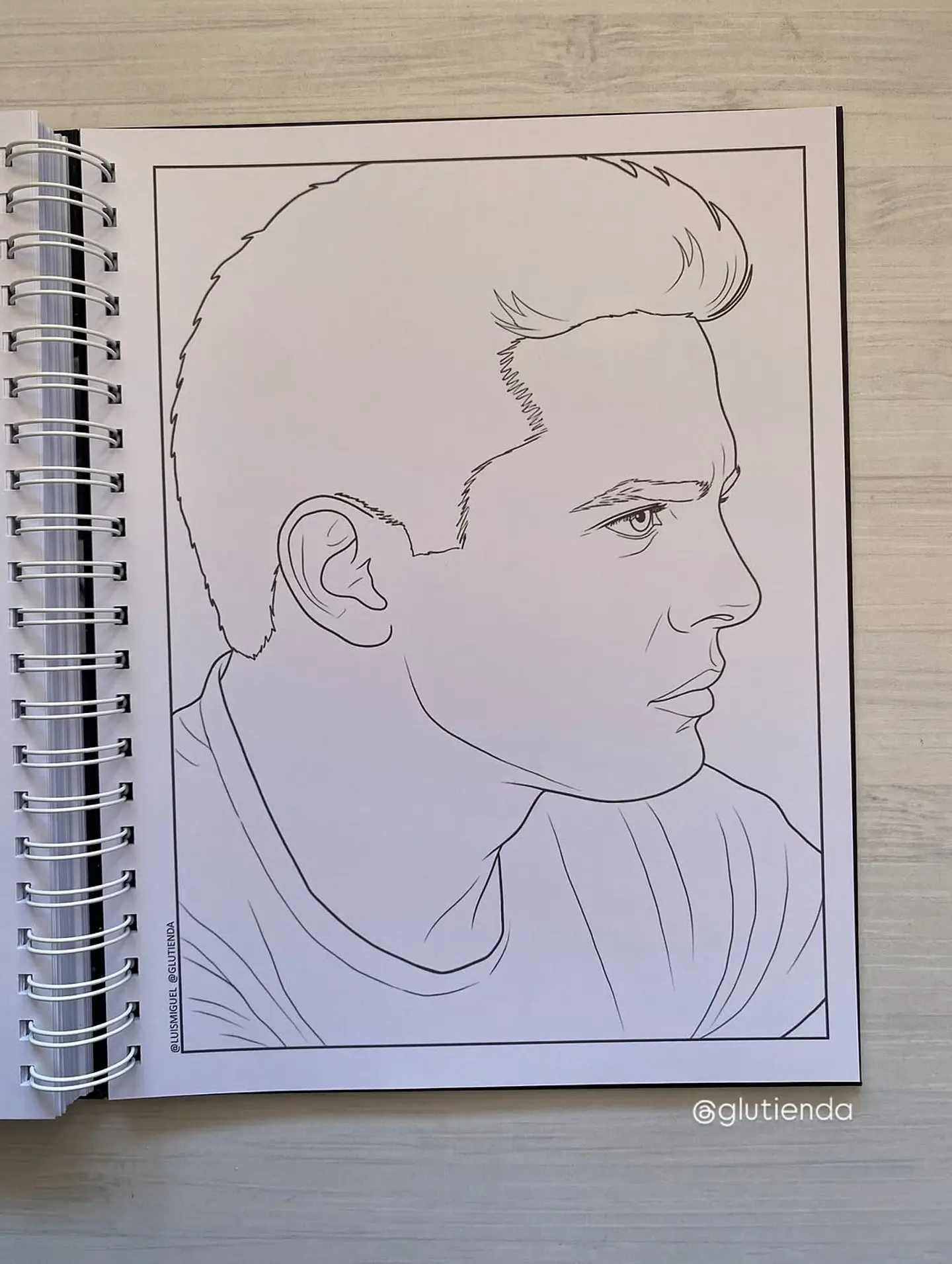 Libro para colorear Luis Miguel 4