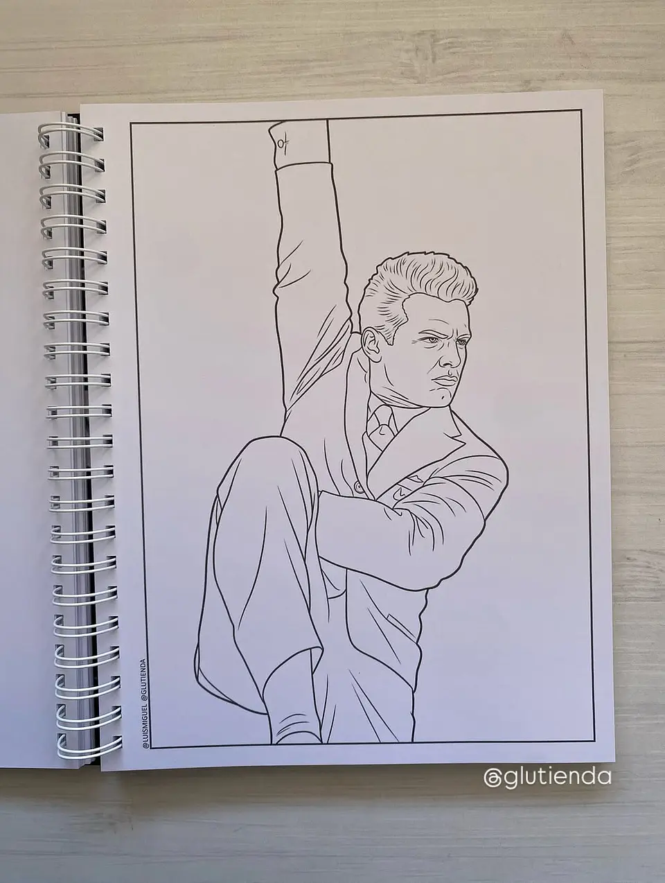 Libro para colorear Luis Miguel 15