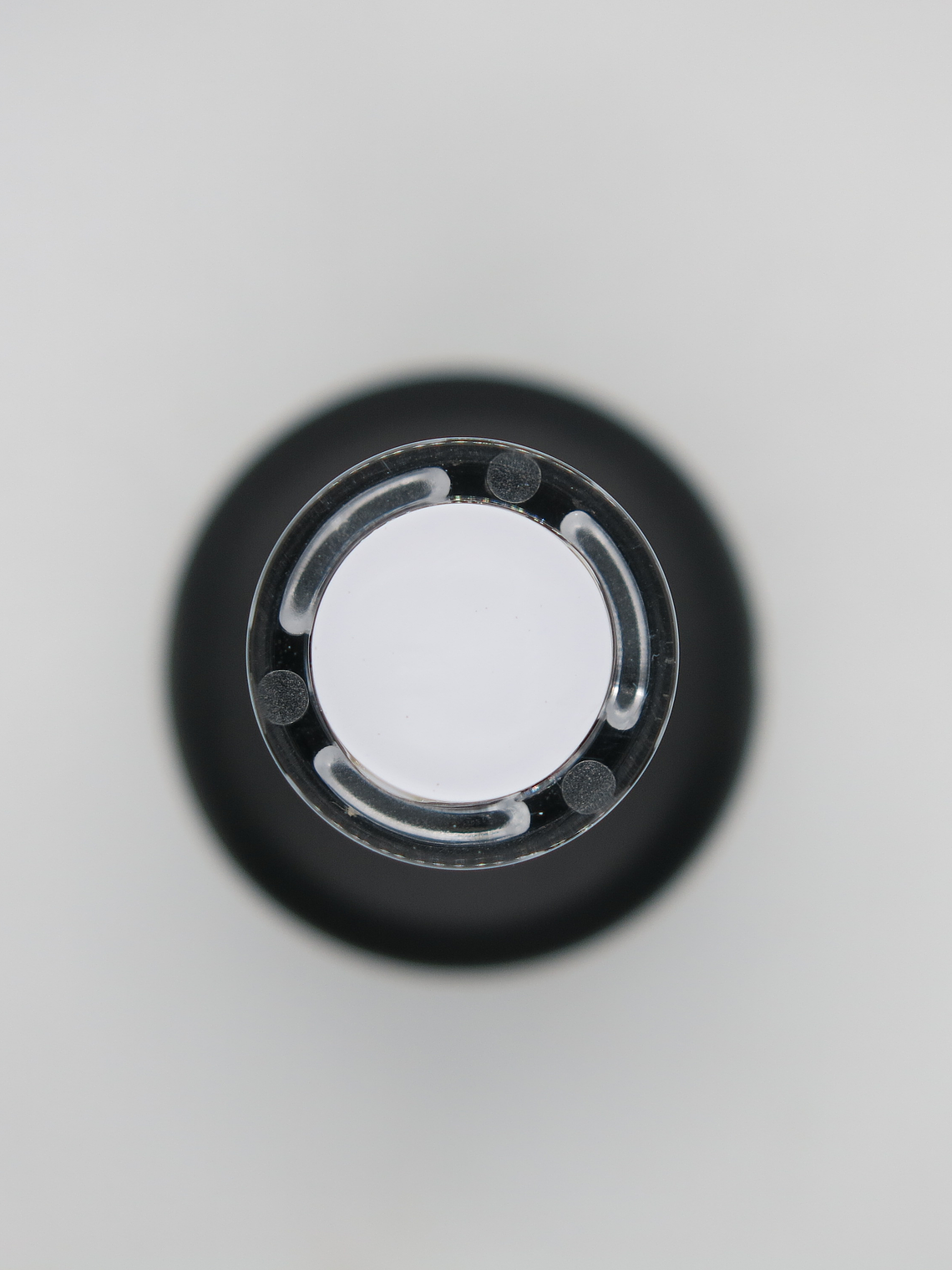 PRODUCTO OUTLET TRANSPARENT RED KE12 (BLANCO TIZA, LEVE TONO LILA) - RONIKI ESMALTE PERMANENTE PROFESIONAL 2