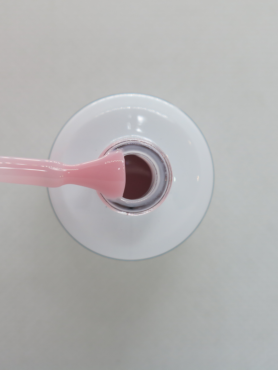 PRODUCTO OUTLET BASE DJ17 RUBBER COLOR 4 (CONSISTENCIA ESPESA - ROSADO CLARO) - RONIKI BASE COAT PERMANENTE PROFESIONAL 1