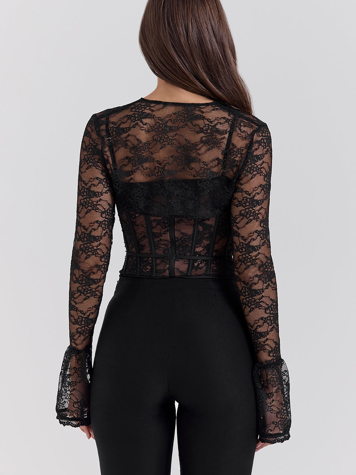 haut corset en dentelle noire avec boléro 4