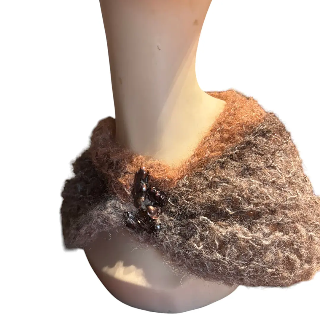 CUELLO DE LANA MOHAIR HECHO A MANO DISEÑO EXCLUSIVO 1