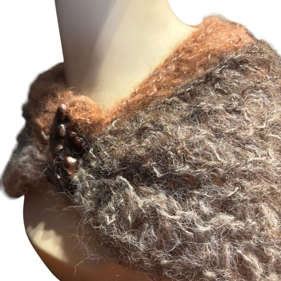 CUELLO DE LANA MOHAIR HECHO A MANO DISEÑO EXCLUSIVO 2