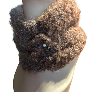 CUELLO DE LANA MOHAIR HECHO A MANO DISEÑO EXCLUSIVO