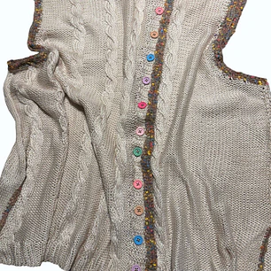 CHALECO DE LANA TEJIDO A MANO DISEÑO EXCLUSIVO