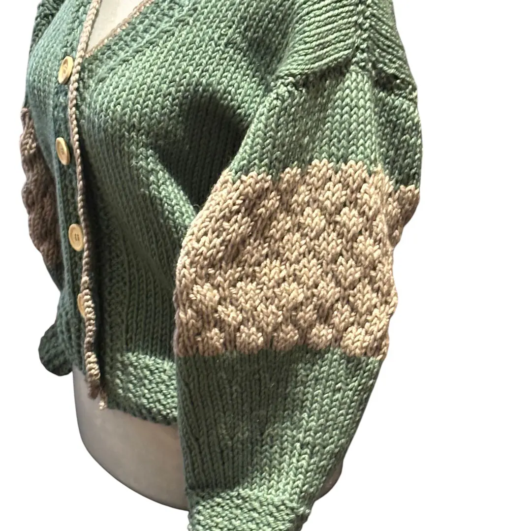 CHALECO DE ALPACA TEJIDO A MANO DISEÑO EXCLUSIVO 3