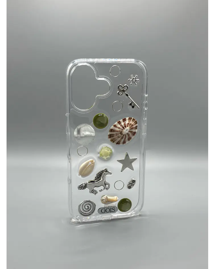 iPhone 17