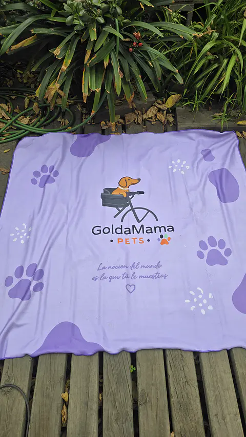 Manta Premium GoldaMama Pets – Edición Limitada 150 × 130 cm