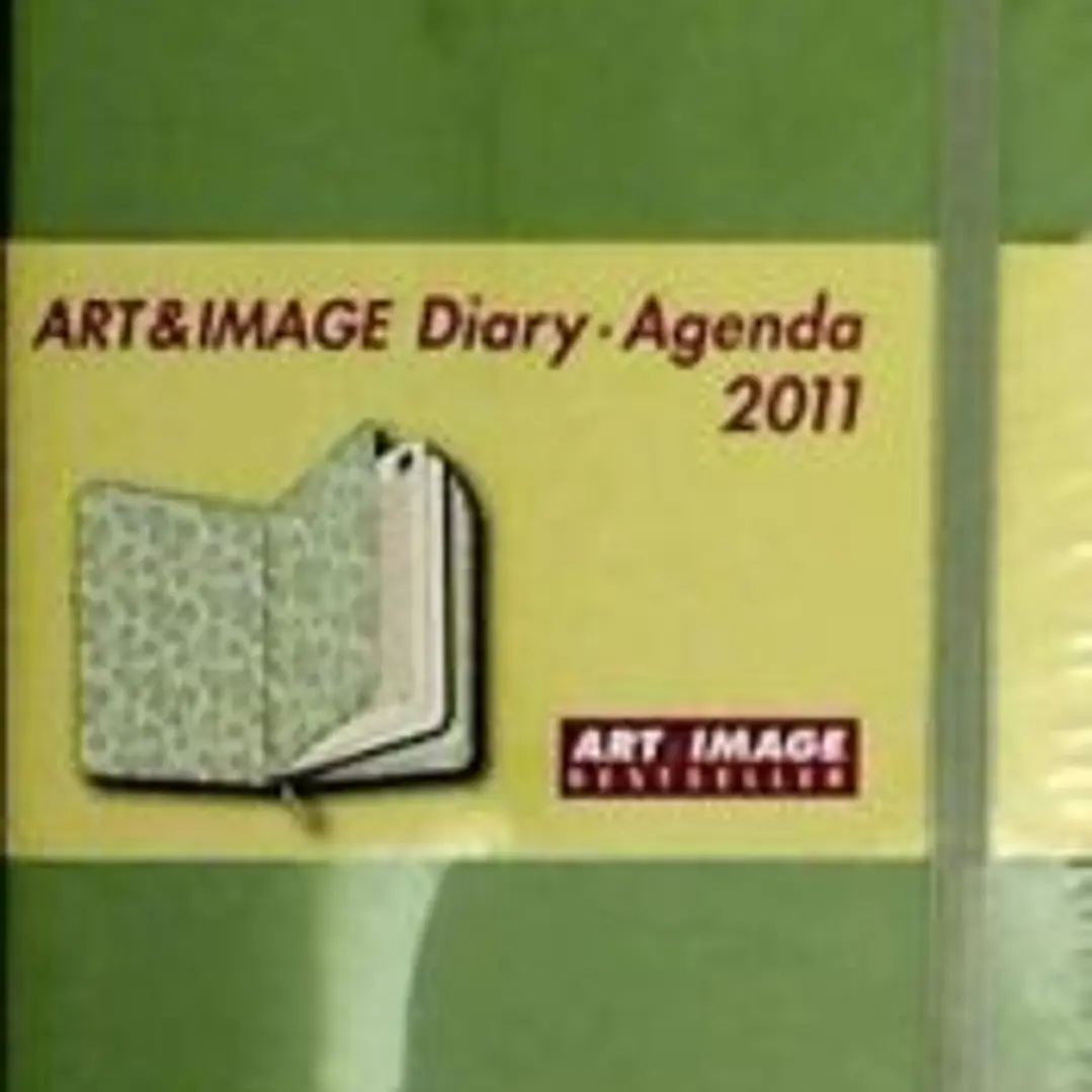 LIGHT GREEN FLOWERS GREEN 2011 A&I AGENDA 9 X 13 1