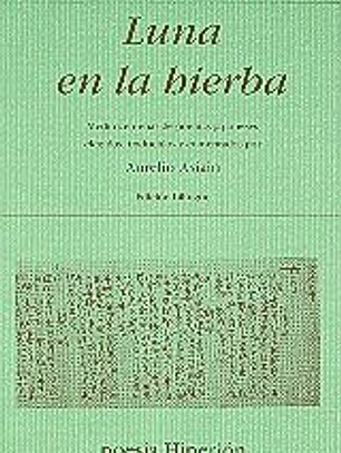 Luna en la hierba