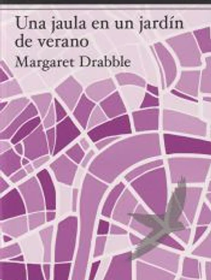Una jaula en un jardín de verano