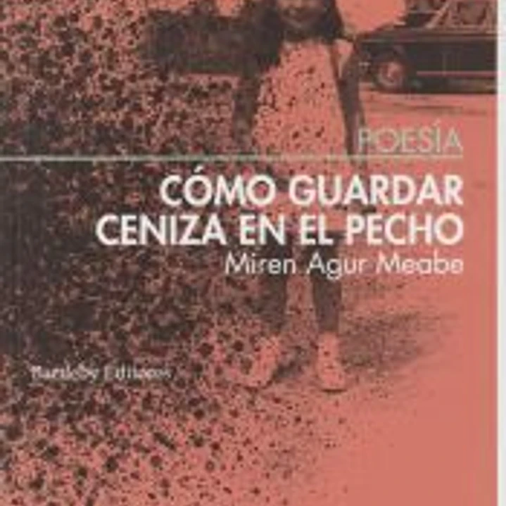 Cómo guardar ceniza en el pecho 1