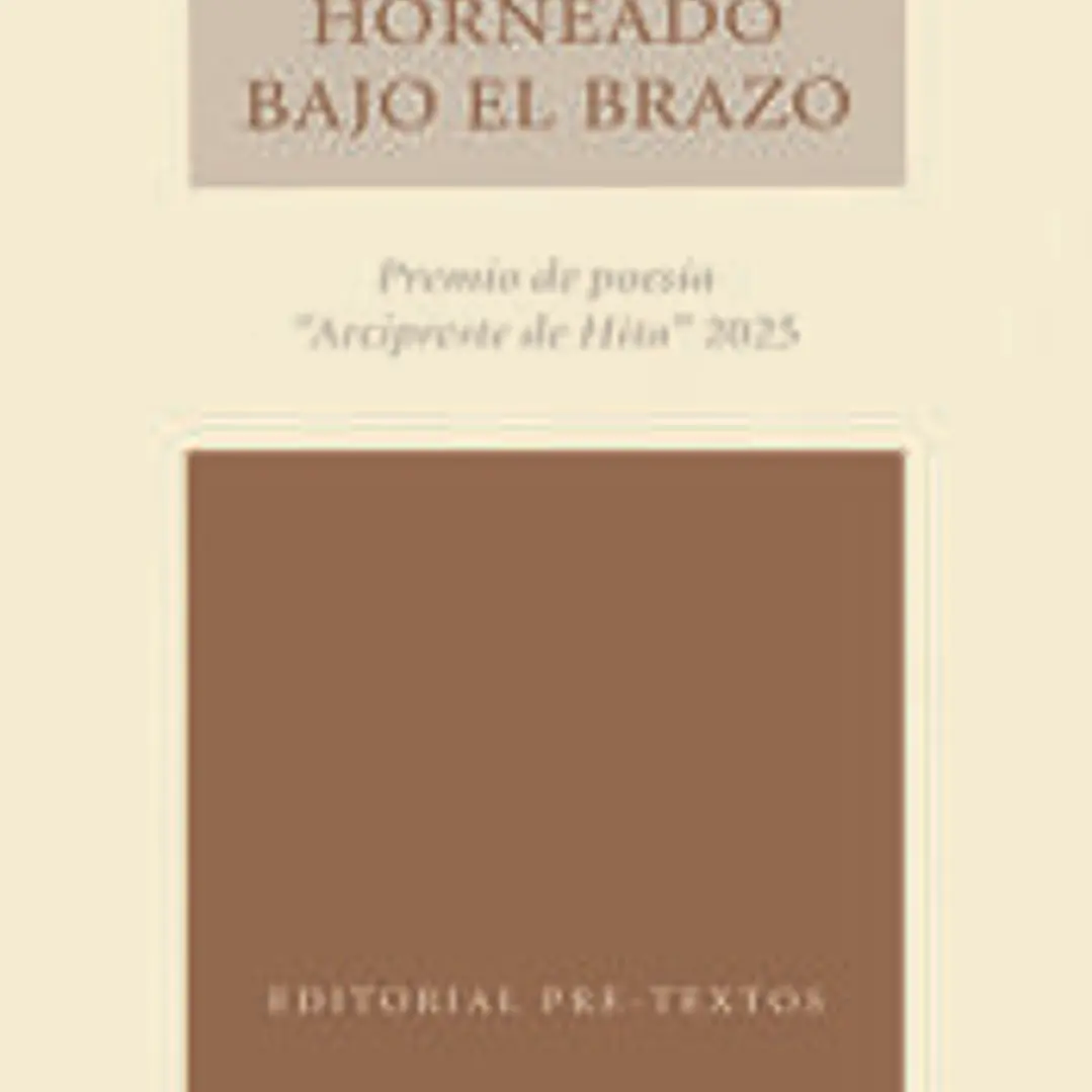 Pan recién horneado bajo el brazo 1