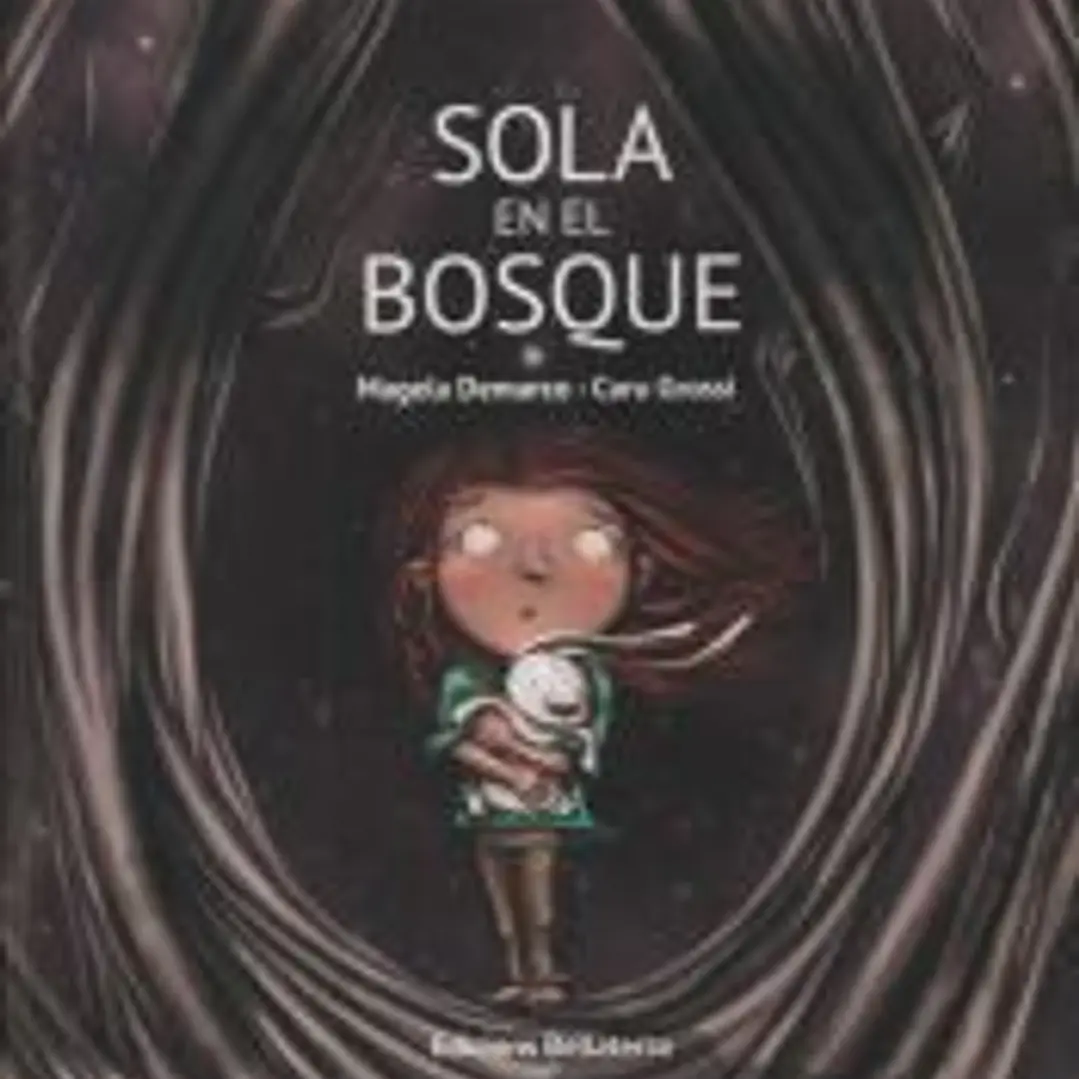 Sola en el bosque 1