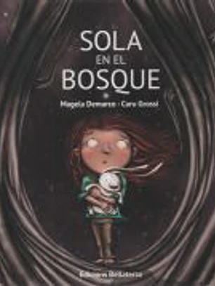 Sola en el bosque
