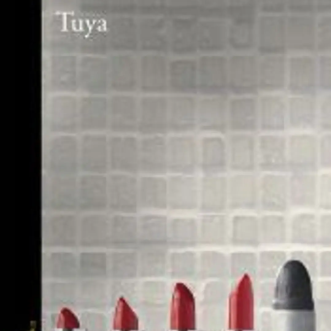 Tuya 1