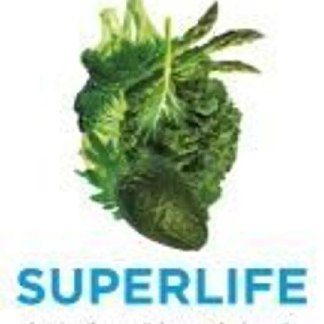 Supervida: Las Cinco Fuerzas Vitales Que Te Harán Sentir Saludable En Forma, Y E Ternamente Genia! / Superlife: The 5 Simple Fixes That Will Make You 1