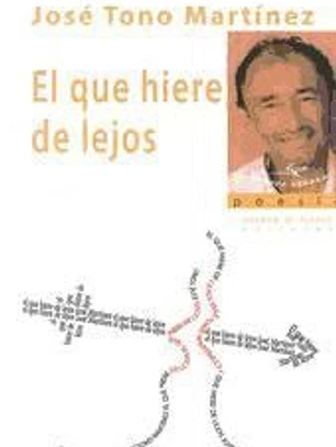 El que hiere de lejos