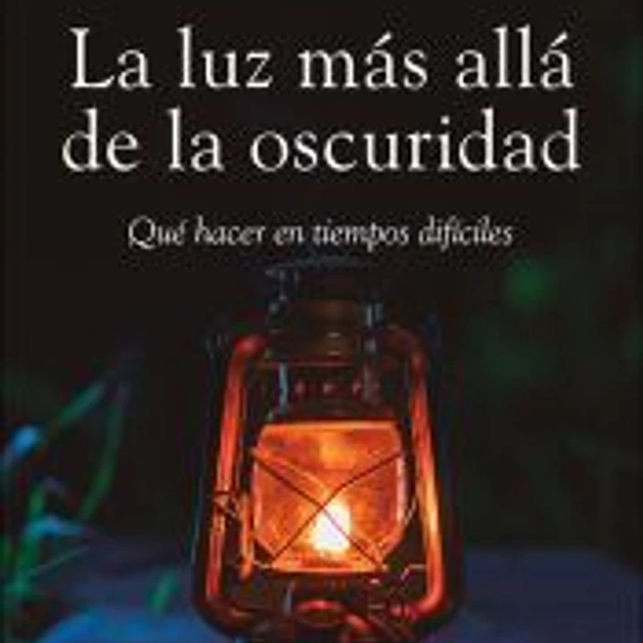 La luz más allá de la oscuridad 1