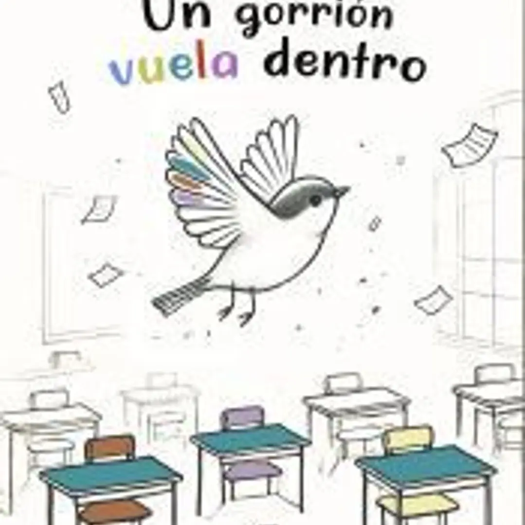 Un gorrión vuela dentro 1