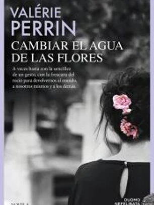 Cambiar el agua de las flores