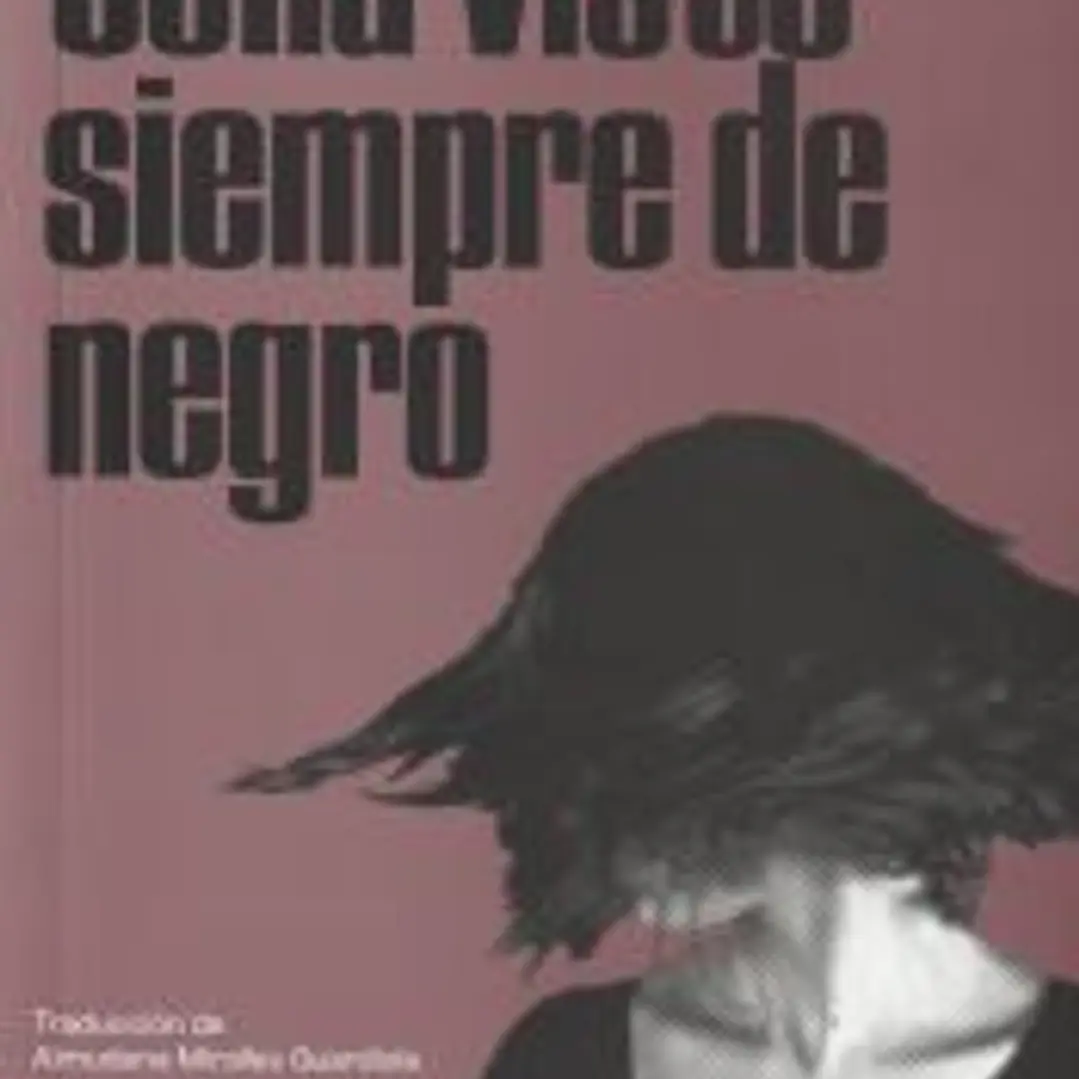 Sofia viste siempre de negro 1