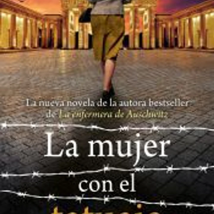 La mujer con el tatuaje 1
