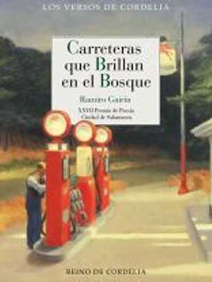 Carreteras que brillan en el bosque