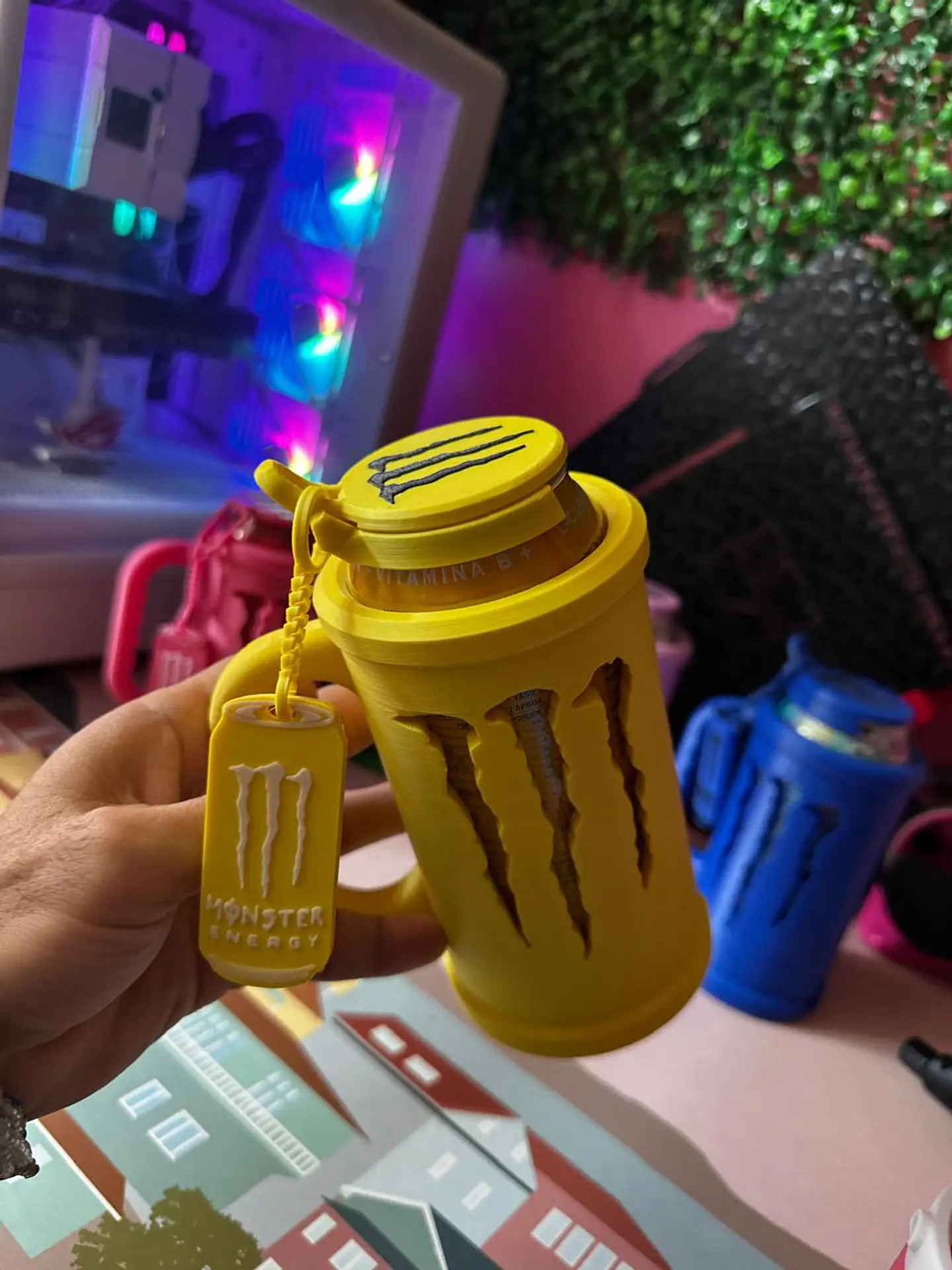 Porta latas Monster  2