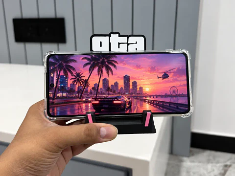 Soporte para telefono al estilo GTA