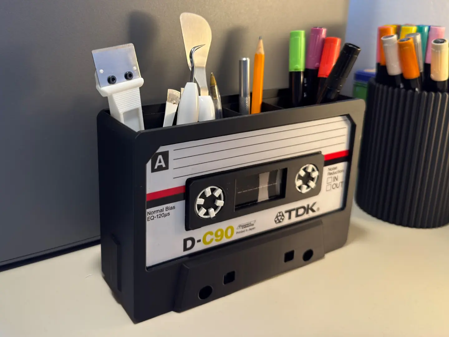 Organizador de escritorio estilo cassette retro 2
