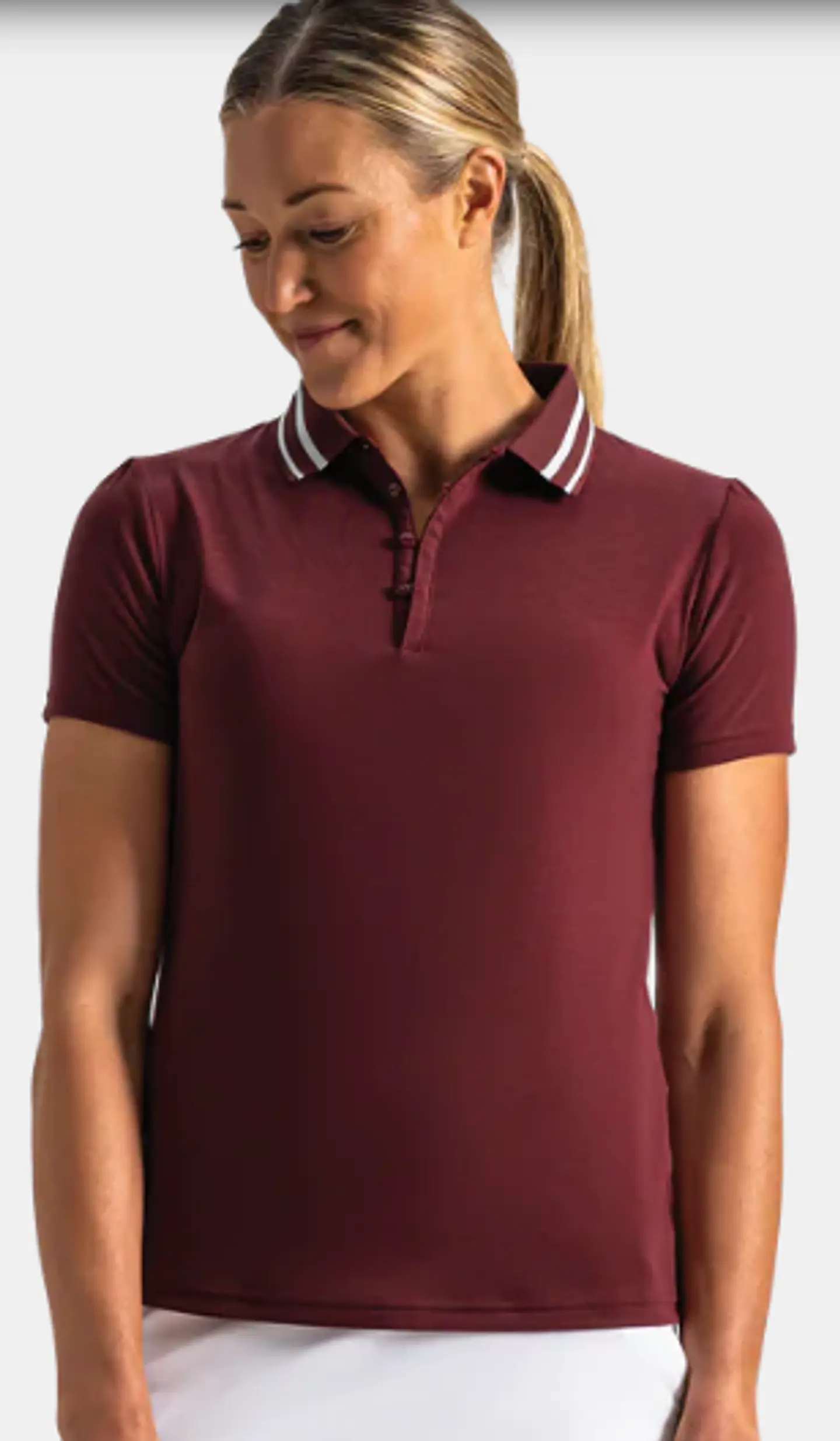Polera Polo de mujer con botones de bucle burdeo 1