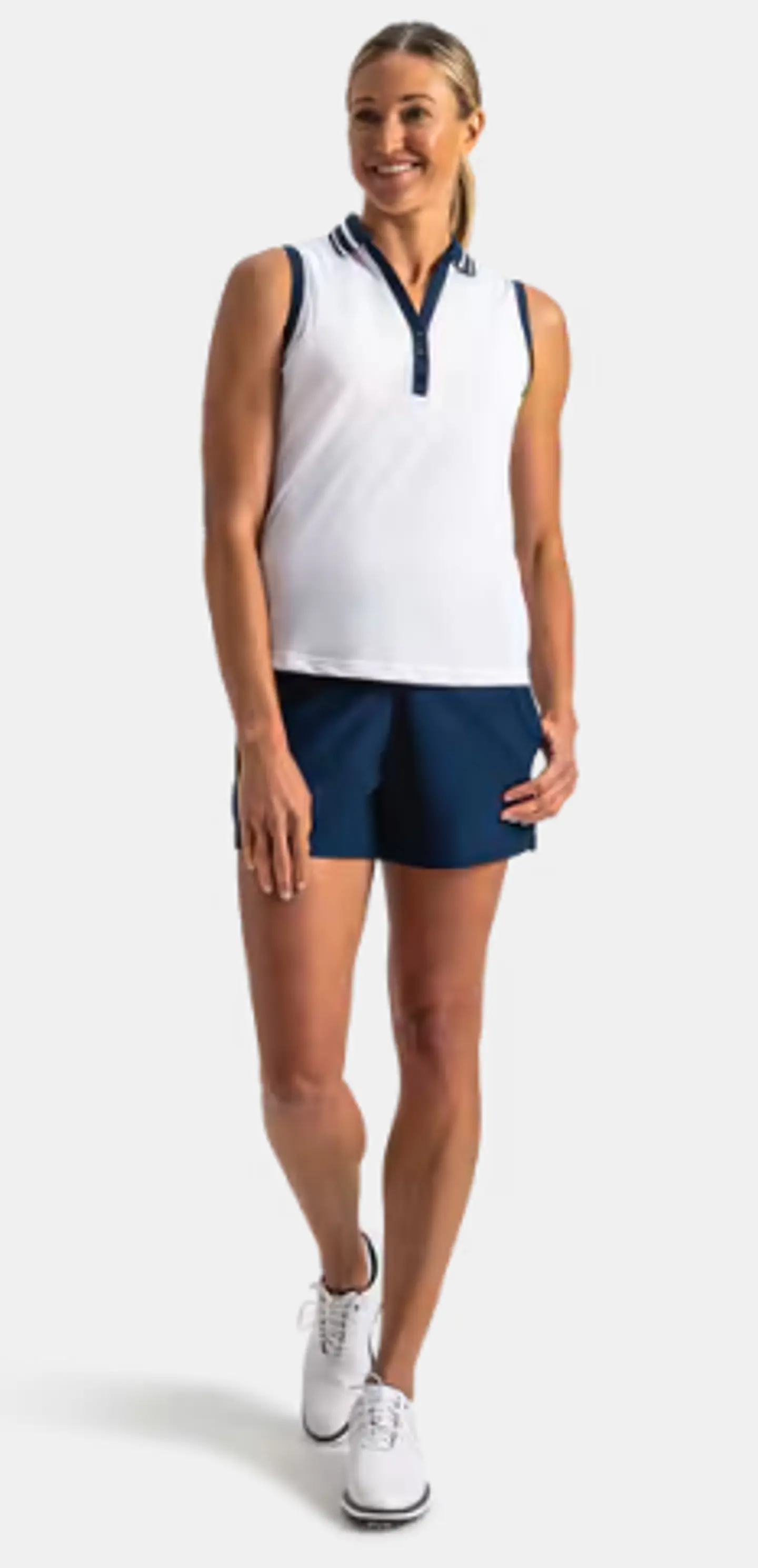Polera polo de mujer sin mangas con cuello en V blanco  3