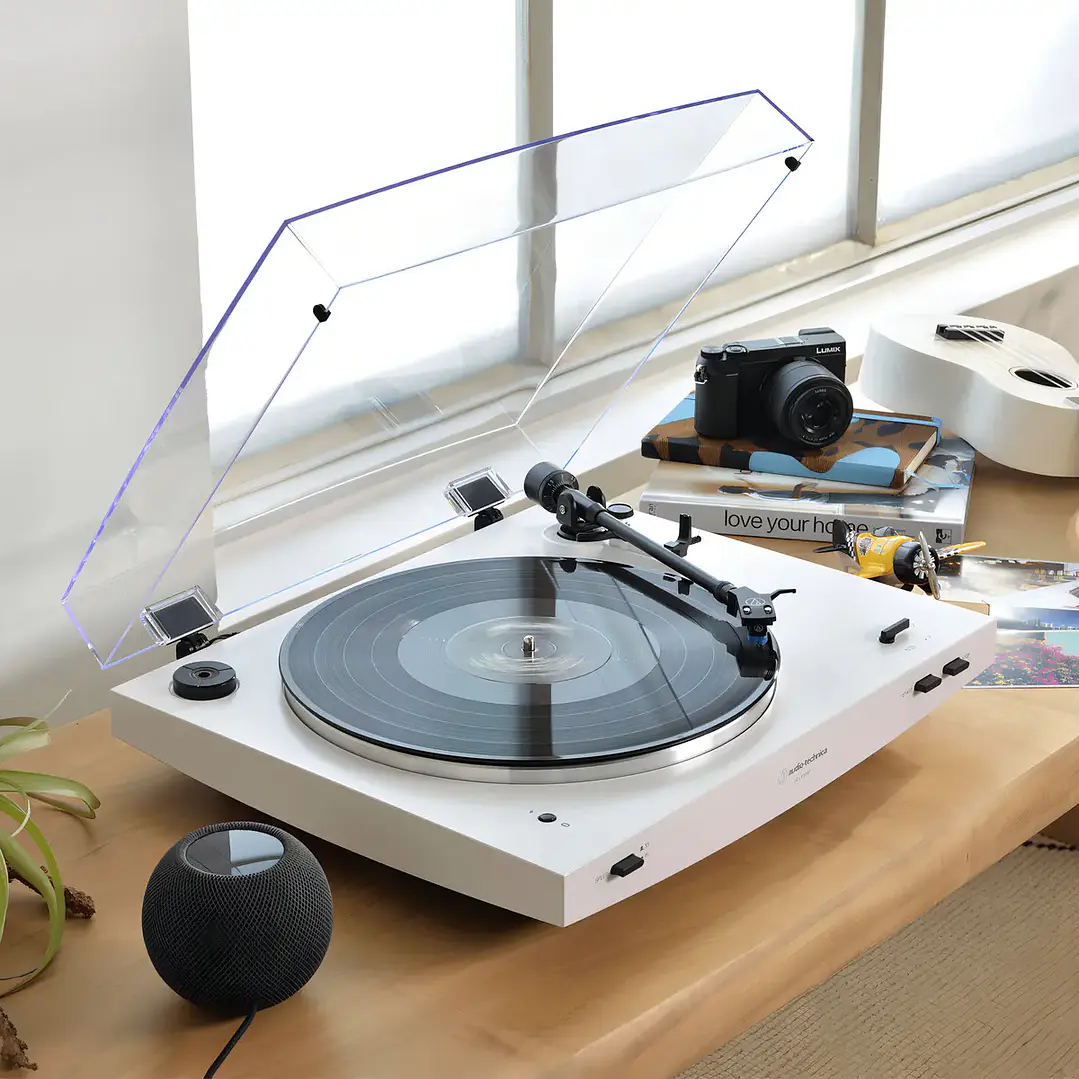Tornamesa Audio-Technica AT-LP3XBT WH C 5
