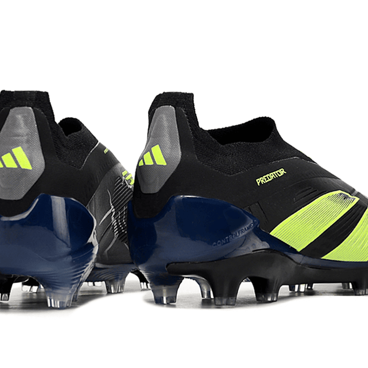 Adidas Predator Elite FG - Preta e Dourada MFC 5