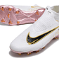 Nike Phantom GX Elite FG Branca e Dourada 