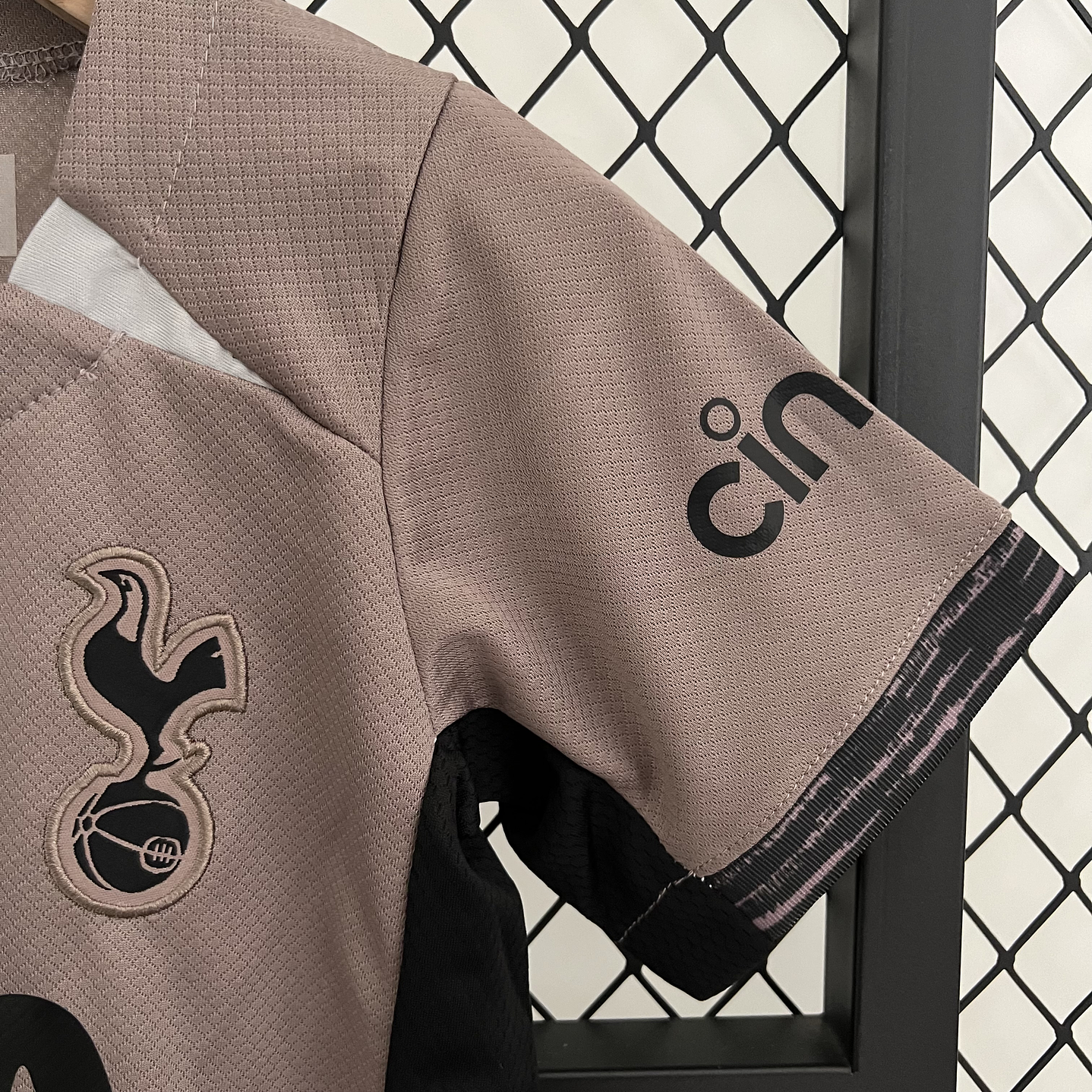 KIT CRIANÇA TOTTENHAM THIRD 24-25 7