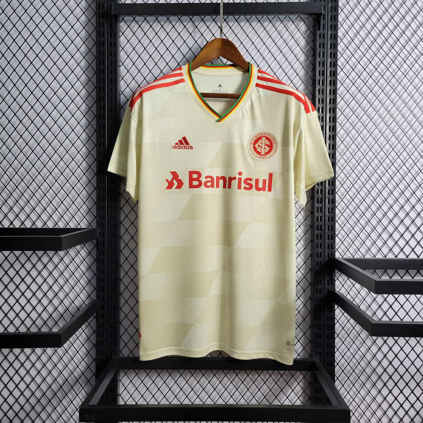 INTERNACIONAL AWAY 22/23 1