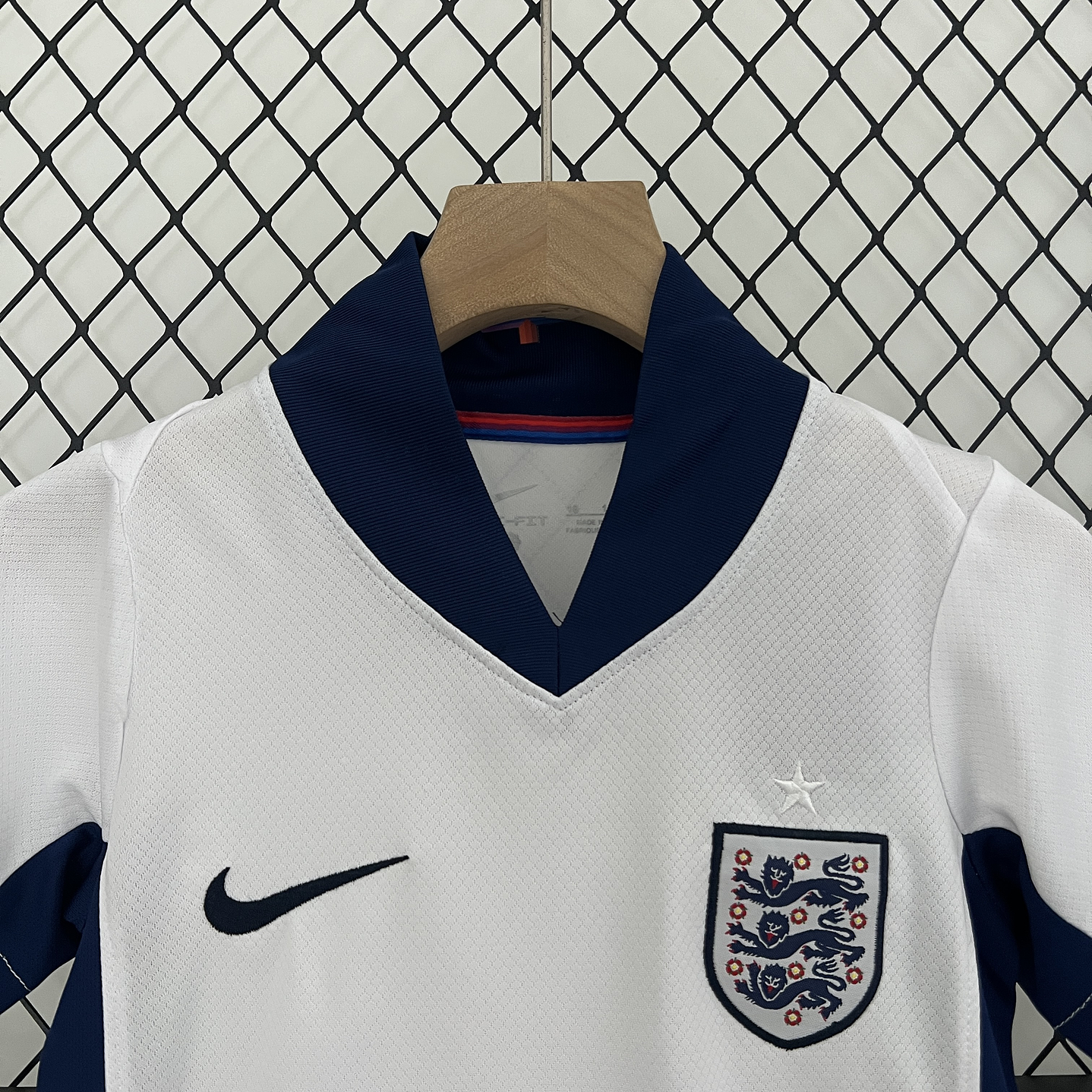 KIT CRIANÇA INGLATERRA HOME 24-25 4