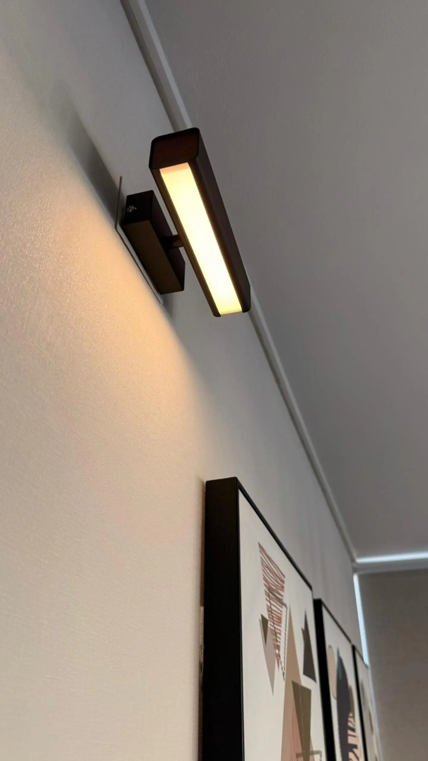 APLIQUE DE PARED NEGRO BLANCO CÁLIDO 9